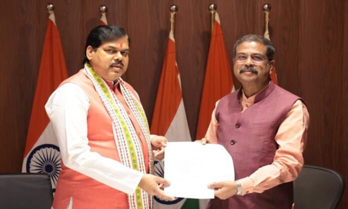 Bihar Coaching Regulation, Bihar Coaching Institute Rules, Khan Sir Roashan Anand Controversy, Bihar Coaching Law, Bihar Government Action on Coaching Institutes, Patna Coaching Controversy, Coaching Institute Registration Bihar, Bihar Education Department Coaching Rules